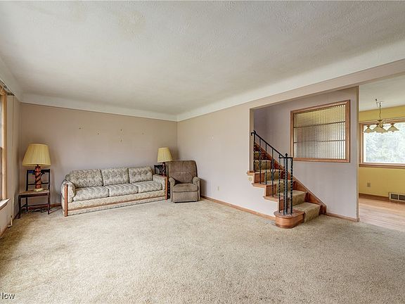 2nd image of 7412 Craigmere Dr