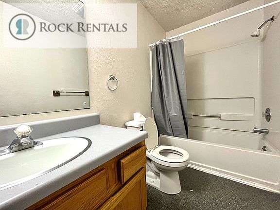 4th image of 1710 E 24th Ave #1