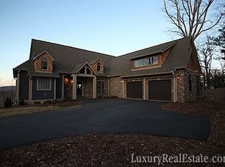 57 Mission Hills Ct, Mills River, NC 28759