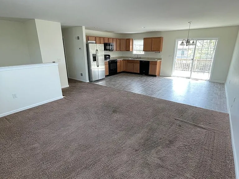 76 Bryn Way — Photo 6