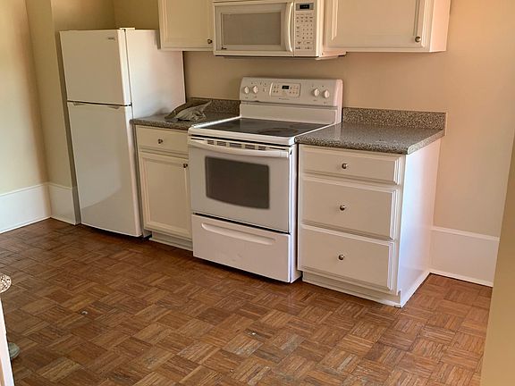 2nd image of 328 Virginia St APT 303