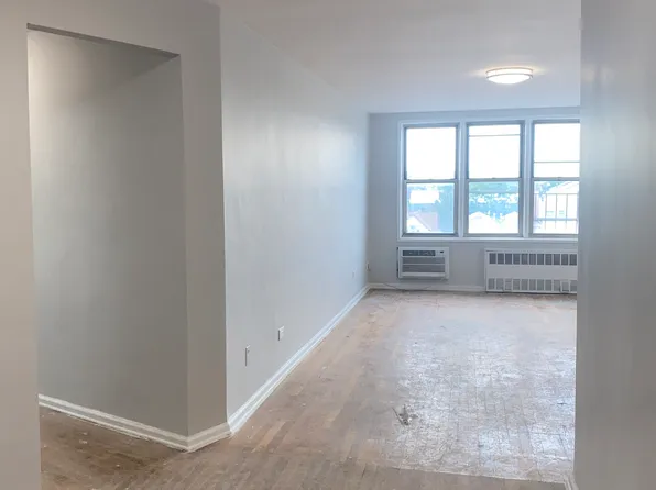 770 Ocean Parkway image 1 of 18