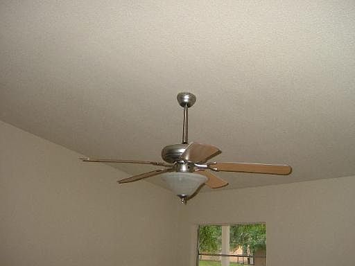 5th image of 7635 GLEN VISTA DR