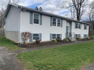 44 Elizabeth St APT B, Kent, CT 06757