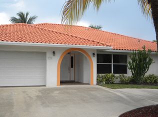 1734 Pierce Dr, Lake Worth, FL 33460