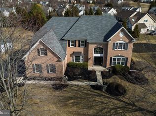 9 Corbin Dr, Exton, PA 19341