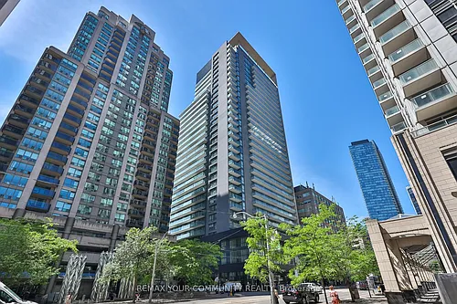 770 Bay St #Penthouse 101 Photo 1