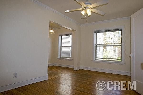 1st image of 1541 W Fargo Ave APT 2G