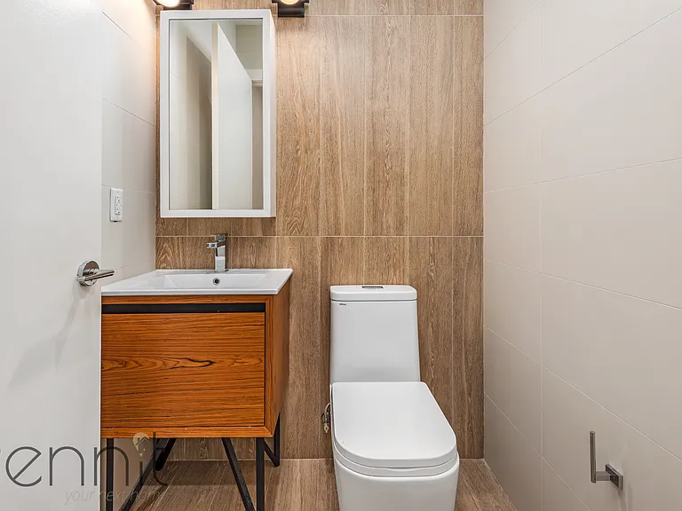 396 S 5th St #1B — Photo 13