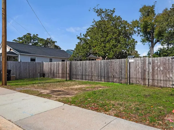 604 W Wright St, Pensacola, FL 32501