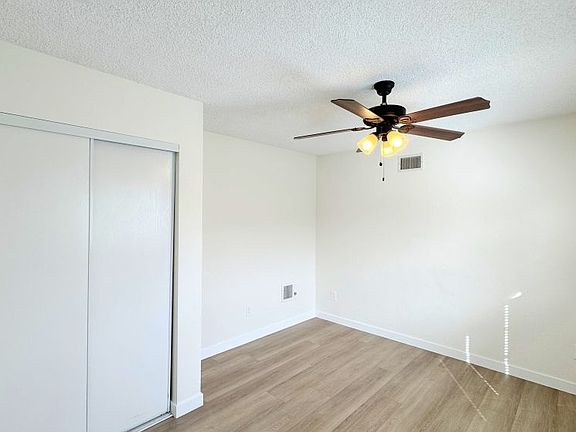 5th image of 4362 Temecula St #B