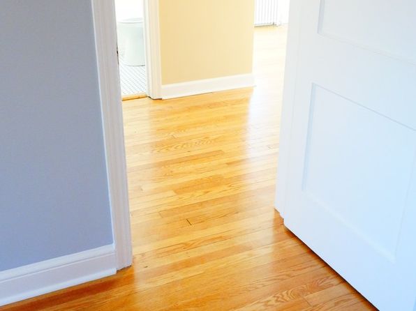 907 Hudson Ave APT 2