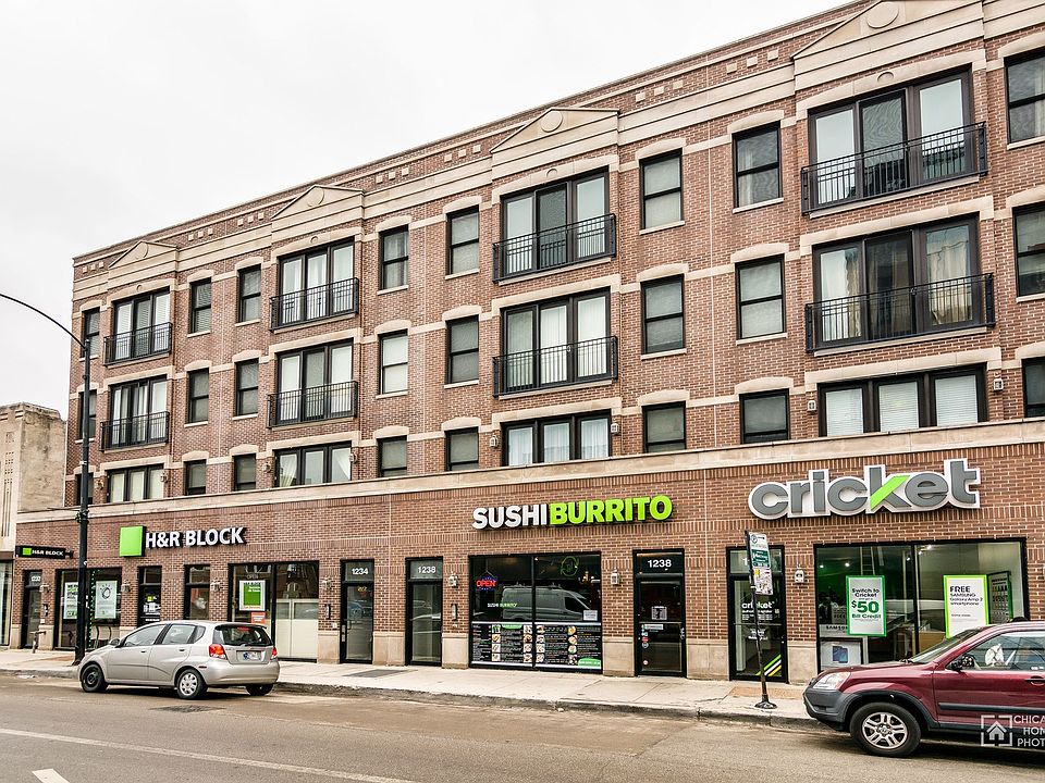 1st image of 1238 N Milwaukee Ave Unit 3
