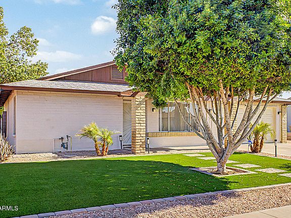 5th image of 6957 W SAN JUAN Avenue