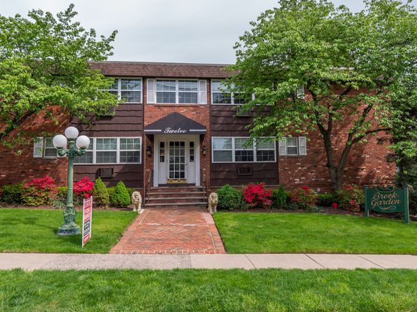 12 Brookside Ave Floor 2