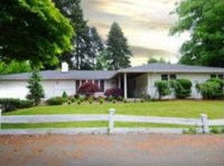 9230 NE 178th St, Bothell, WA 98011