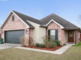 113 Fawn Ln, Broussard, LA 70518