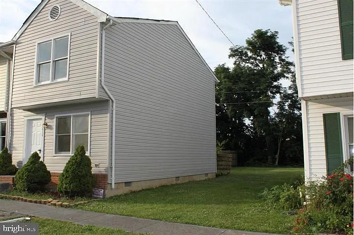 414 Cornwallis Ct — Photo 2