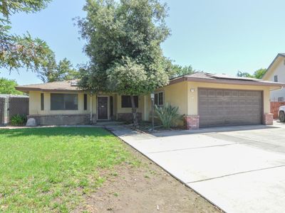 1325 Griffith Ave, Clovis, CA, 93612