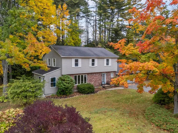 129 Sunderland Drive, Auburn, ME 04210
