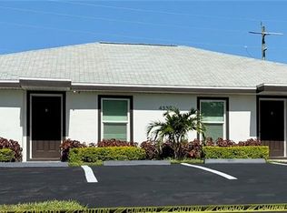 4330 Gulfstream Dr, Naples, FL 34112