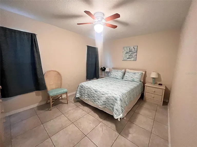 20362 Emerald Ave — Photo 9