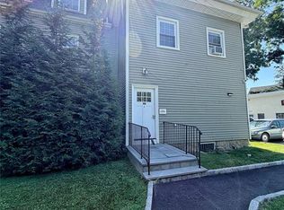 1143 E Main St, Shrub Oak, NY 10588