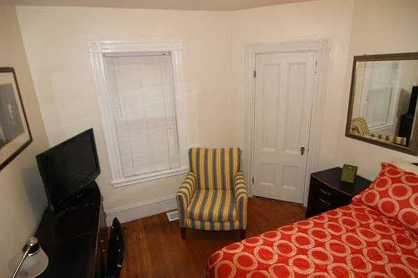 Jefferson St — Photo 24
