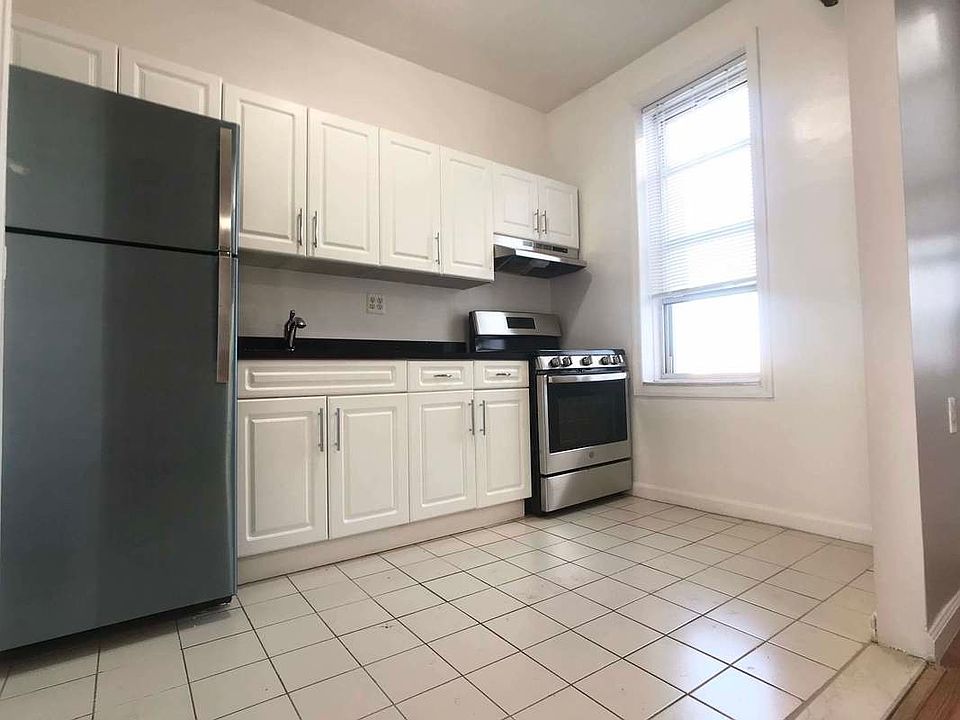 1st image of 28-36 35th St #Top