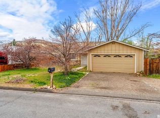 80 Zircon Dr, Reno, NV 89521