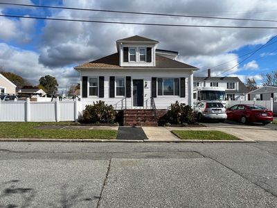 320 Oliver St, New Bedford, MA, 02745