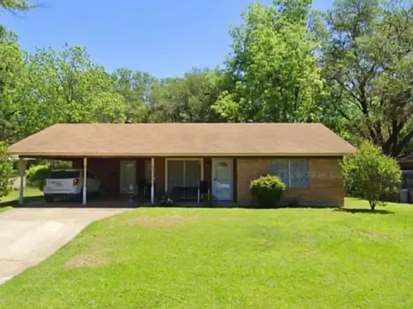 3816 Driftwood Ln, Tyler, TX 75701