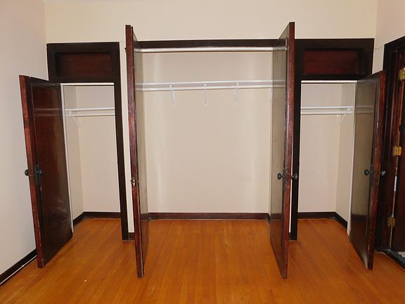 5th image of 1106 W Columbia Ave #17
