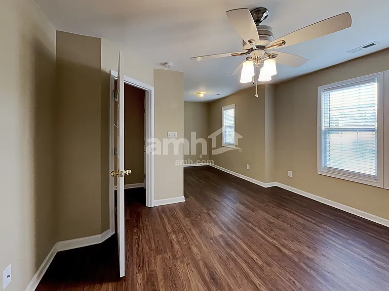 2701 Mortise Ct — Photo 10