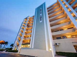 2530 Gary Cir APT 802, Dunedin, FL 34698