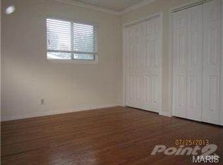 1207 Fieldhurst Dr, Ballwin, MO