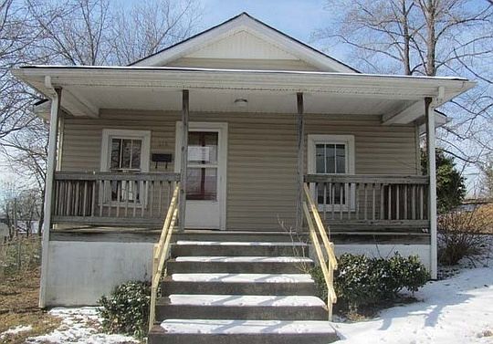 2nd image of 518 Jennings St