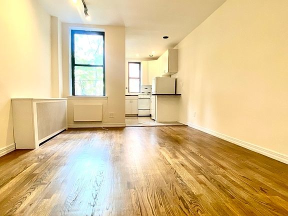 4th image of 433 E 83rd St APT 4b