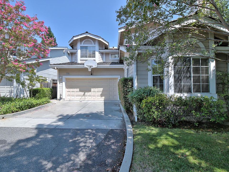 1st image of 12176 Saratoga Villa Pl