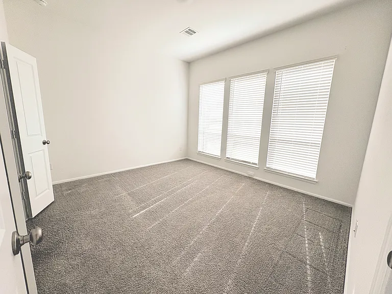 17446 Vino Vines Ln — Photo 5