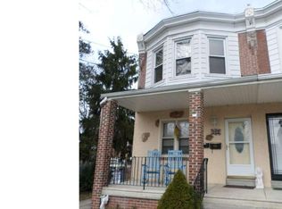 915 Bartram Ave, Collingdale, PA 19023