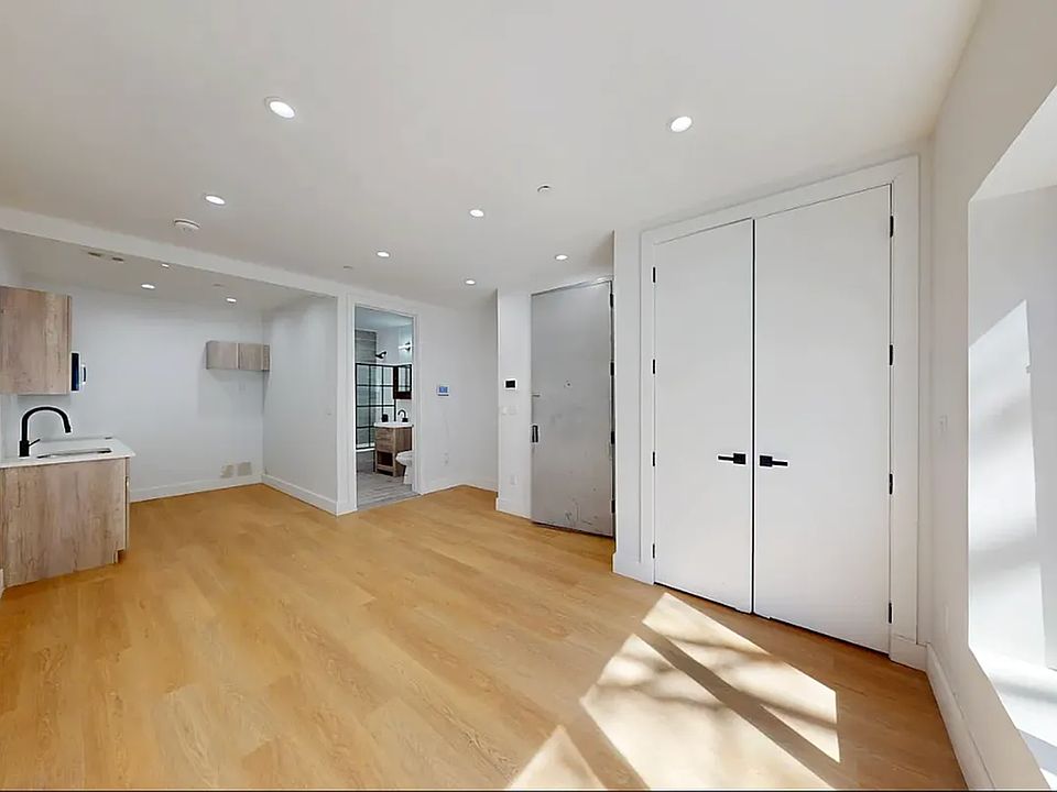 1st image of 1215 Putnam Ave #1FA