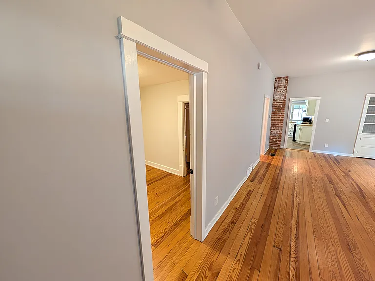 227 Park St — Photo 14