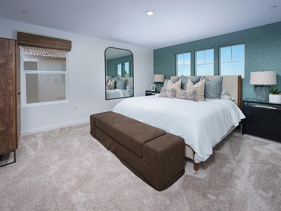 5th image of 2211 White Gold Way