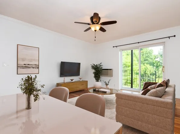 22 Branchfield St APT C1, Dorchester, MA 02124