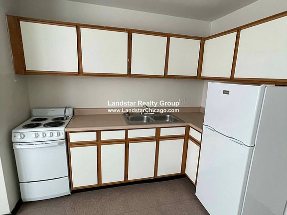 5th image of 3933 N Clarendon Ave APT 406