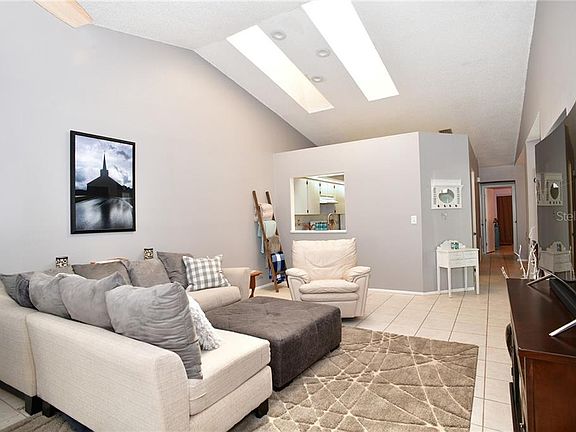 2nd image of 2481 Alhambra Ct