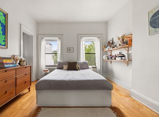 324 De Graw St #3, Brooklyn, NY 11231