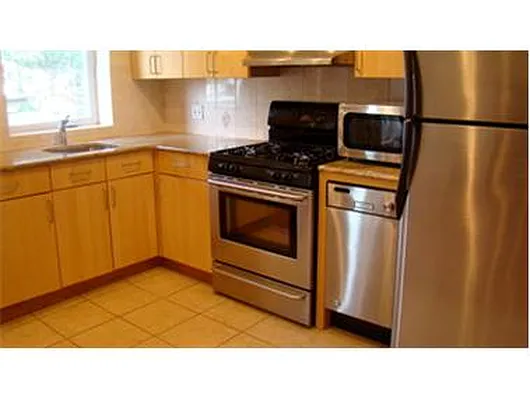 Rented by Douglas Elliman | media 33