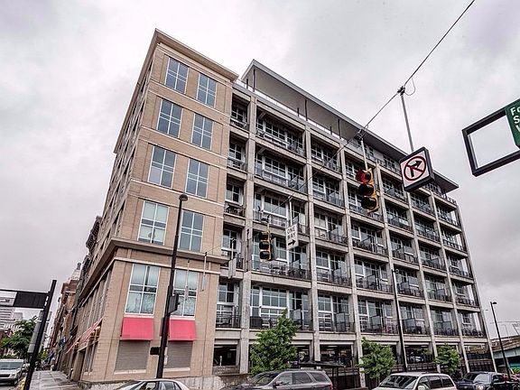 5th image of 353 W 4th St #608